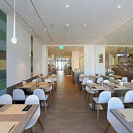 Am Bahnhof Otel 3*