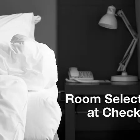 Am Bahnhof Готель 3*