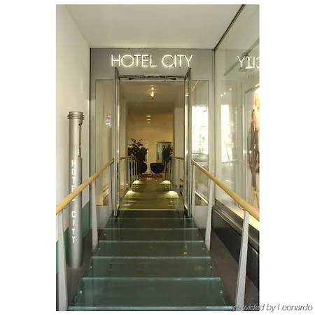 Готель Am Bahnhof 3*