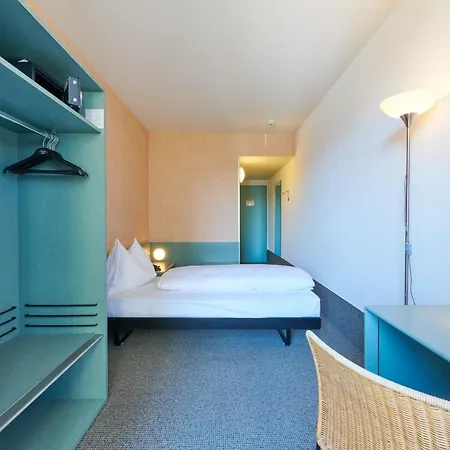 Otel Am Bahnhof