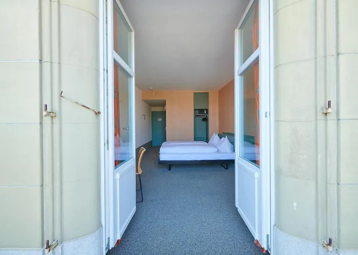 سيتي ام باهنهوف فندق